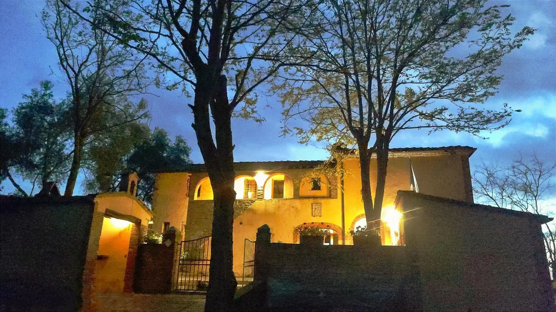Bed & Breakfast Podere Rinascidentro Asciano